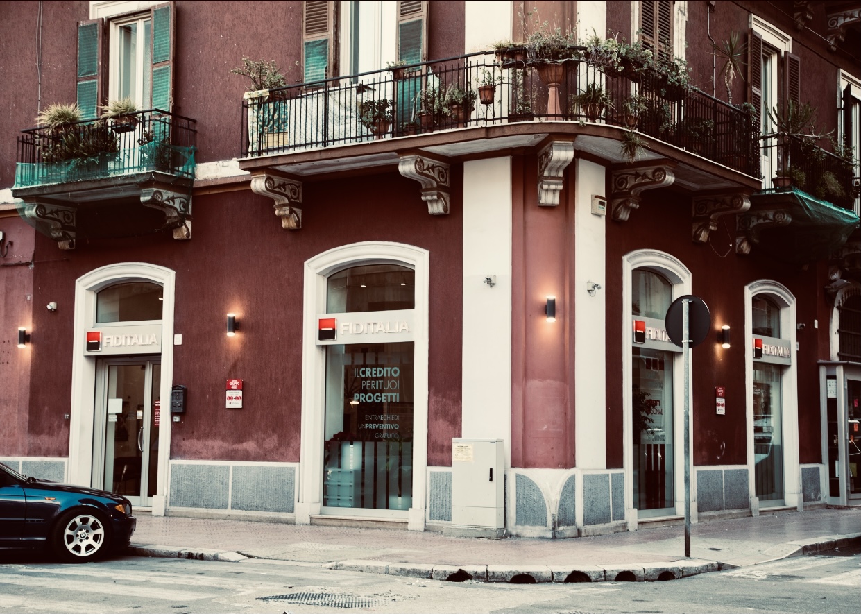 Sede Agenzia Gruppo Sizzi (sede di Taranto) Punto Credito Fiditalia