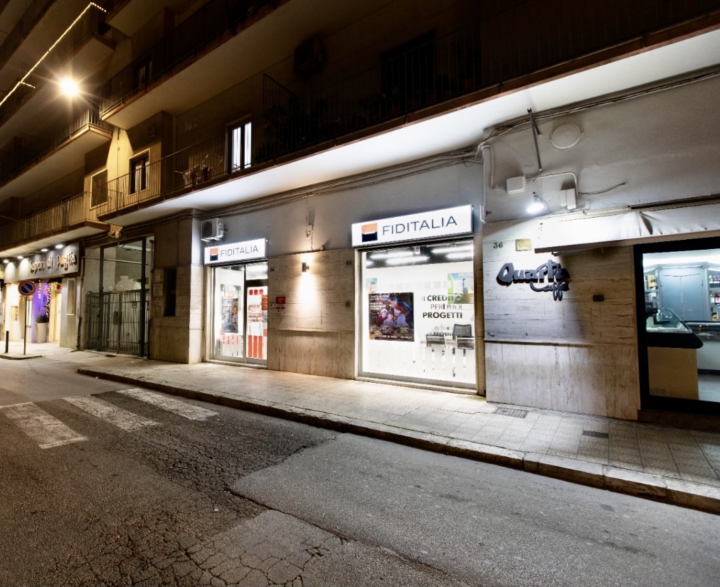 Sede Agenzia Gruppo Sizzi (sede di Ostuni) Punto Credito Fiditalia